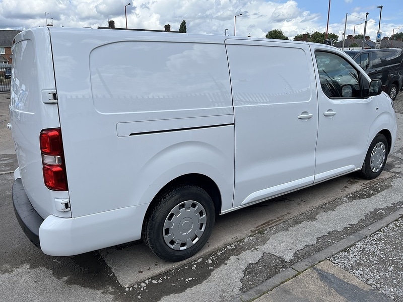 Used Vauxhall Vivaro 2022 for sale - 76430533: Photo 4