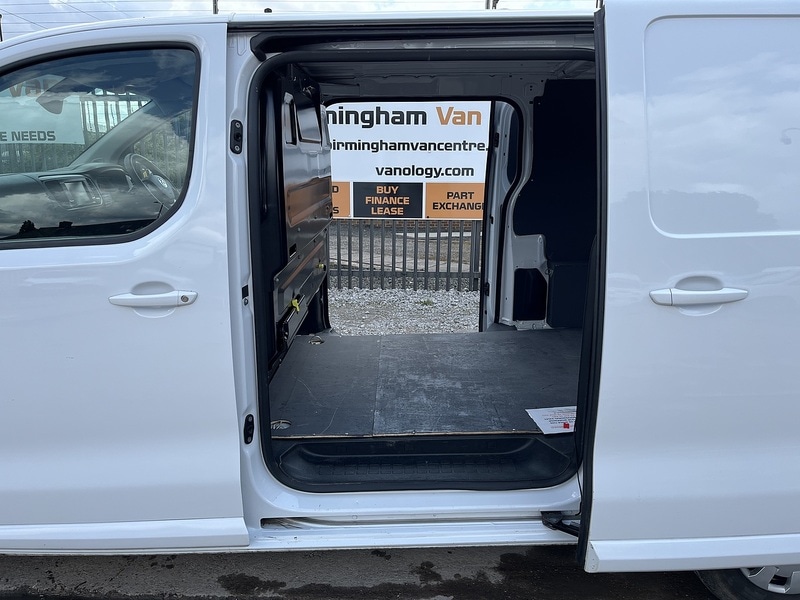 Used Vauxhall Vivaro 2022 for sale - 76430533: Photo 9