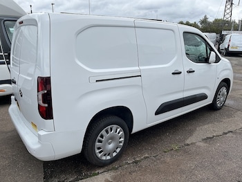 Used Vauxhall Combo 2022 for sale - 76163665: Photo 4