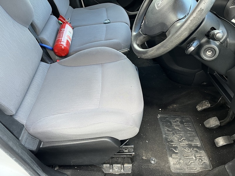 Used Peugeot Partner 2014 for sale - 76426374: Photo 10