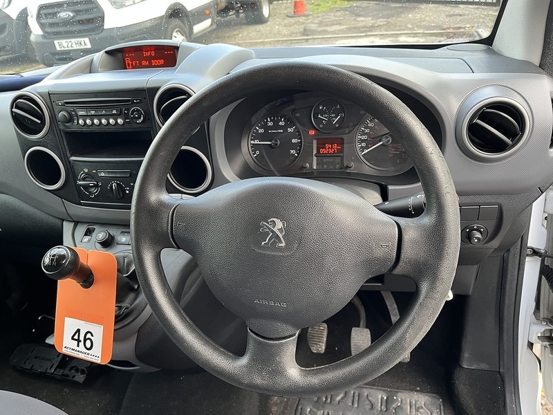 Used Peugeot Partner 2014 for sale - 76426374: Photo 11