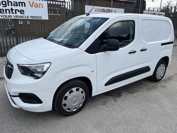 Used Vauxhall Combo 2021 for sale - 76163698: Photo 1