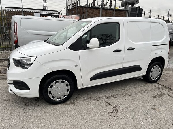 Used Vauxhall Combo 2021 for sale - 76163694: Photo 1
