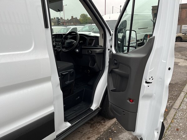 Used Ford Transit 2022 for sale - 76267498: Photo 31