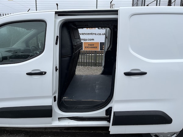 Used Vauxhall Combo 2022 for sale - 76163702: Photo 25