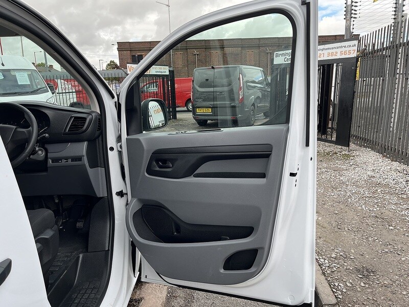 Vehicle 33