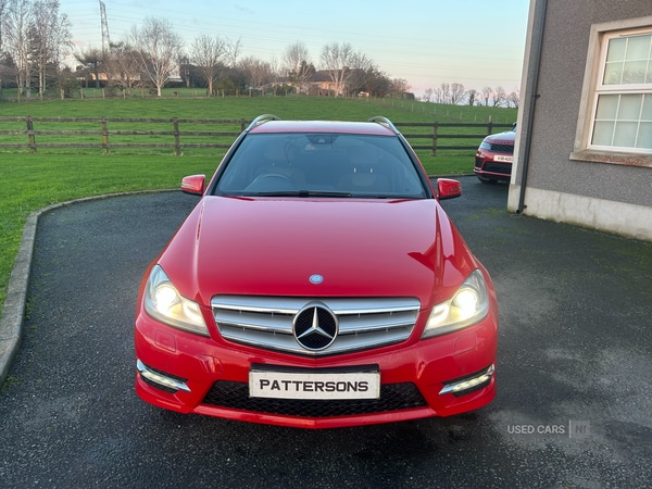 Used Mercedes-Benz C Class 2014 for sale - 76248232: Photo 2