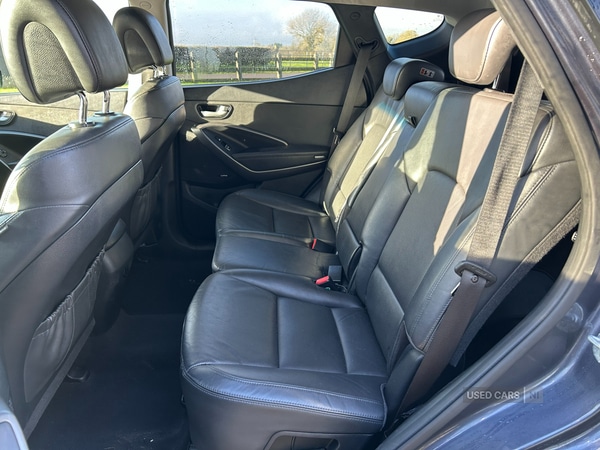 Used Hyundai Santa Fe 2016 for sale - 76667752: Photo 3