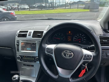 Used Toyota Avensis 2013 for sale - 79039584: Photo