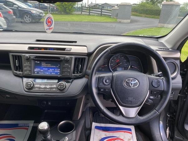 Used Toyota RAV4 2015 for sale - 71248445: Photo 16
