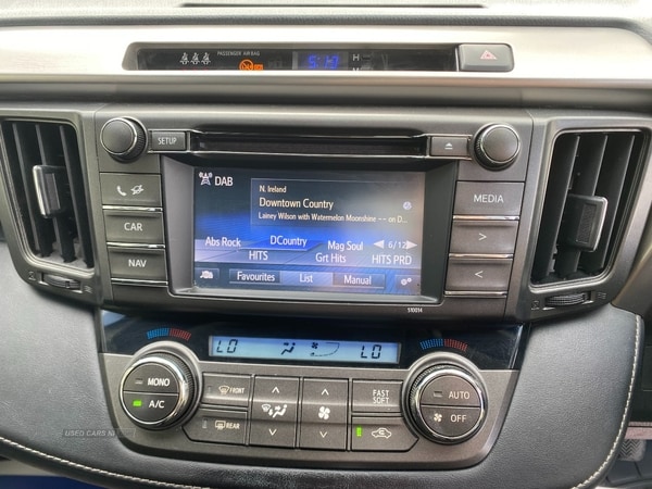 Used Toyota RAV4 2015 for sale - 71248445: Photo 18