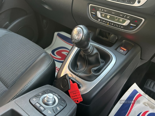 Used Renault Scenic 2015 for sale - 75682444: Photo 17