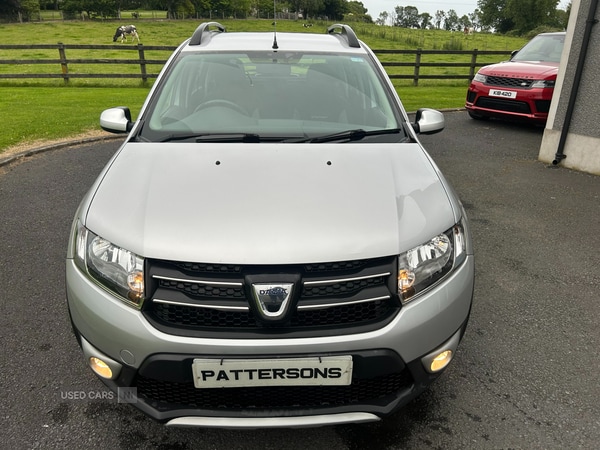 Used Dacia Sandero Stepway 2014 for sale - 74687588: Photo 2