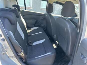 Used Dacia Sandero Stepway 2014 for sale - 74687588: Photo