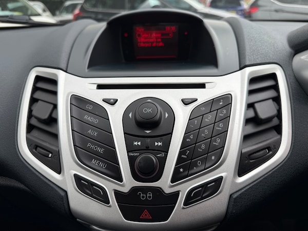 Used Ford Fiesta 2011 for sale - 75772667: Photo 15