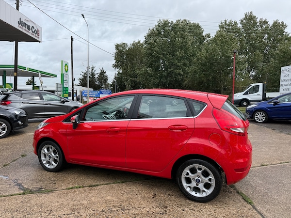 Used Ford Fiesta 2011 for sale - 75772667: Photo 5