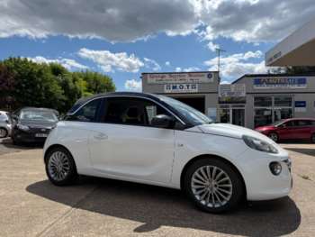 2016 (16) - 1.4i Glam 3dr Panoramic glass roof