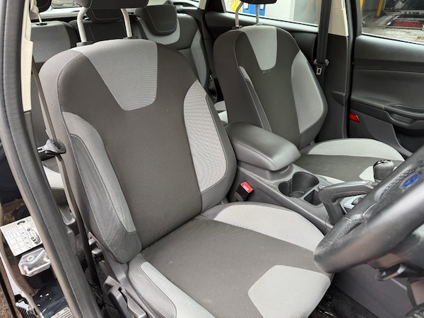 Used Ford Focus 2011 for sale - 75273018: Photo 13