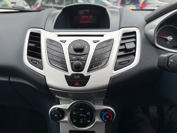 Used Ford Fiesta 2012 for sale - 75772666: Photo 13