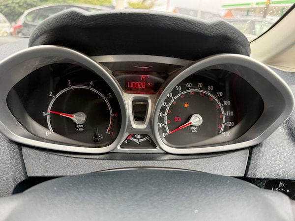 Used Ford Fiesta 2012 for sale - 75772666: Photo 15