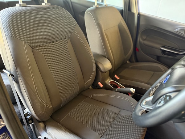 Used Ford Fiesta 2015 for sale - 74856551: Photo 14