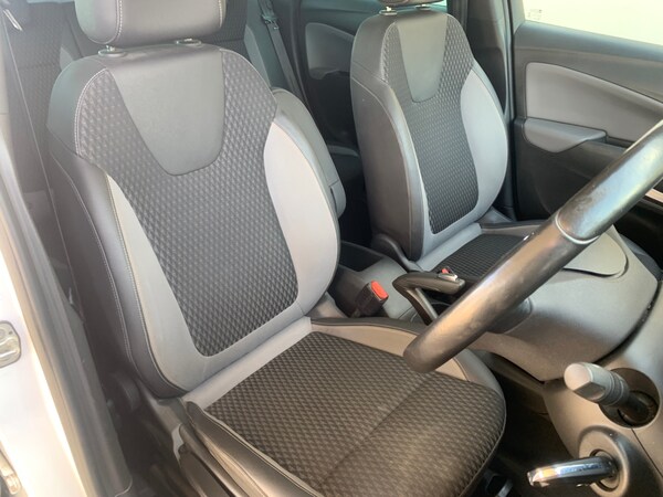Used Vauxhall Crossland X 2018 for sale - 74377610: Photo 11