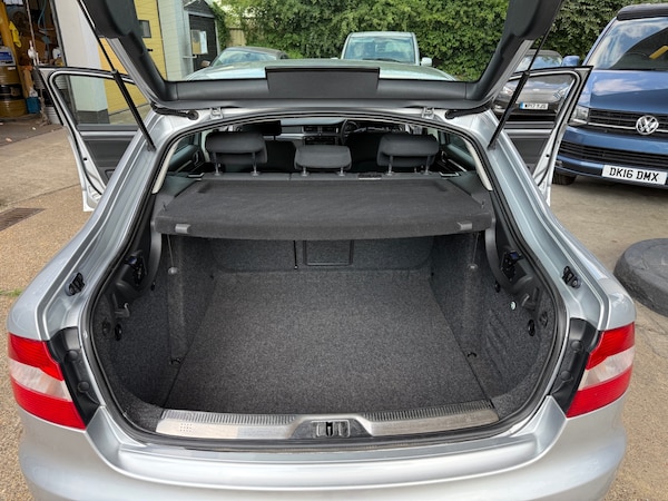 Used Skoda Superb 2011 for sale - 75238754: Photo 14