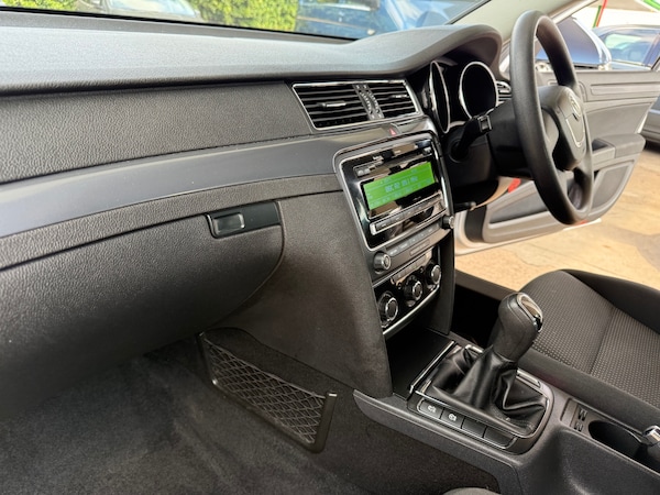 Used Skoda Superb 2011 for sale - 75238754: Photo 17
