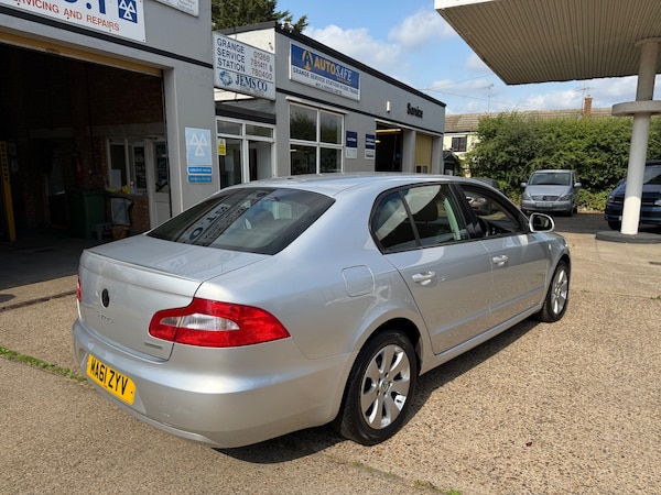 Used Skoda Superb 2011 for sale - 75238754: Photo 8