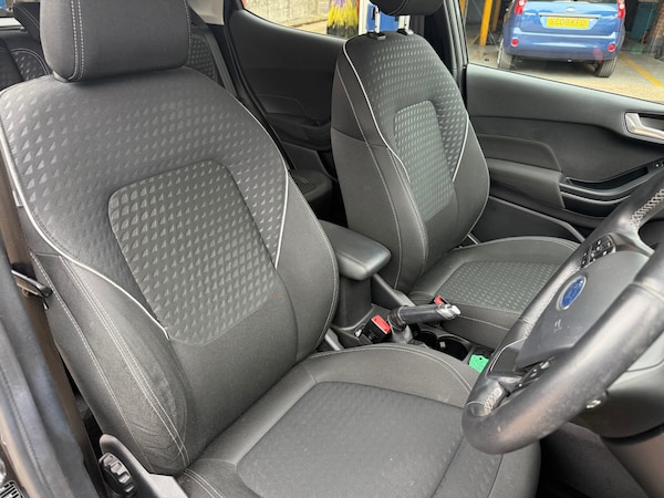 Used Ford Fiesta 2017 for sale - 75332215: Photo 8