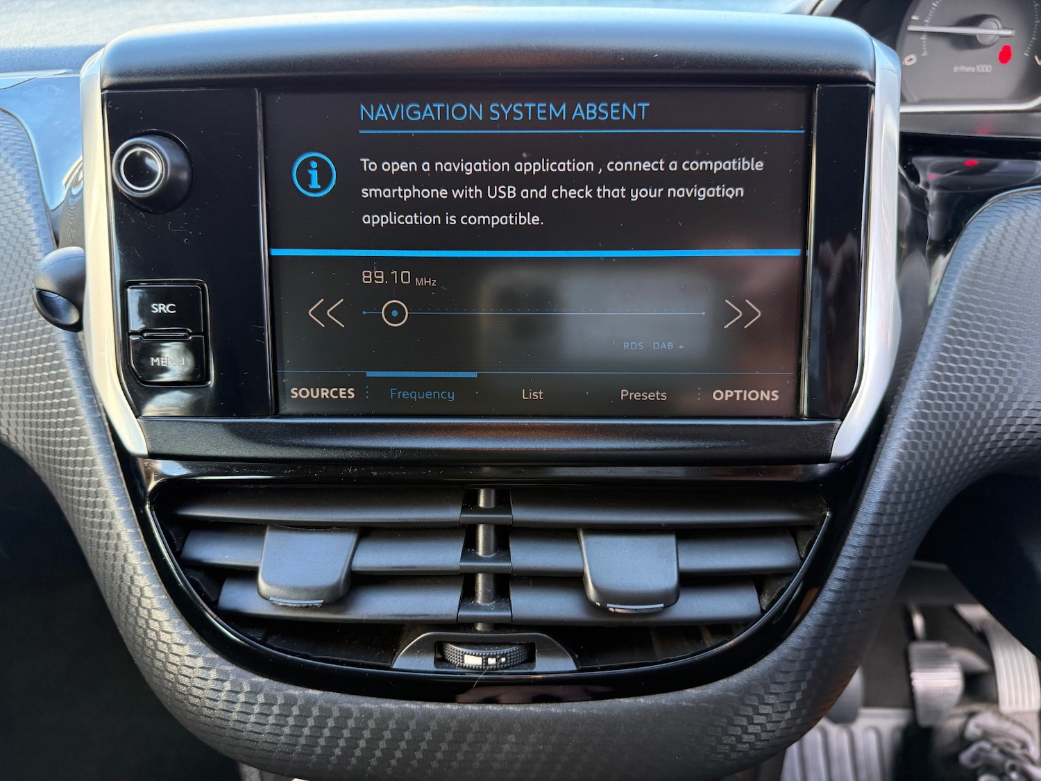 Used Peugeot 208 2017 for sale - 76252292: Photo 10