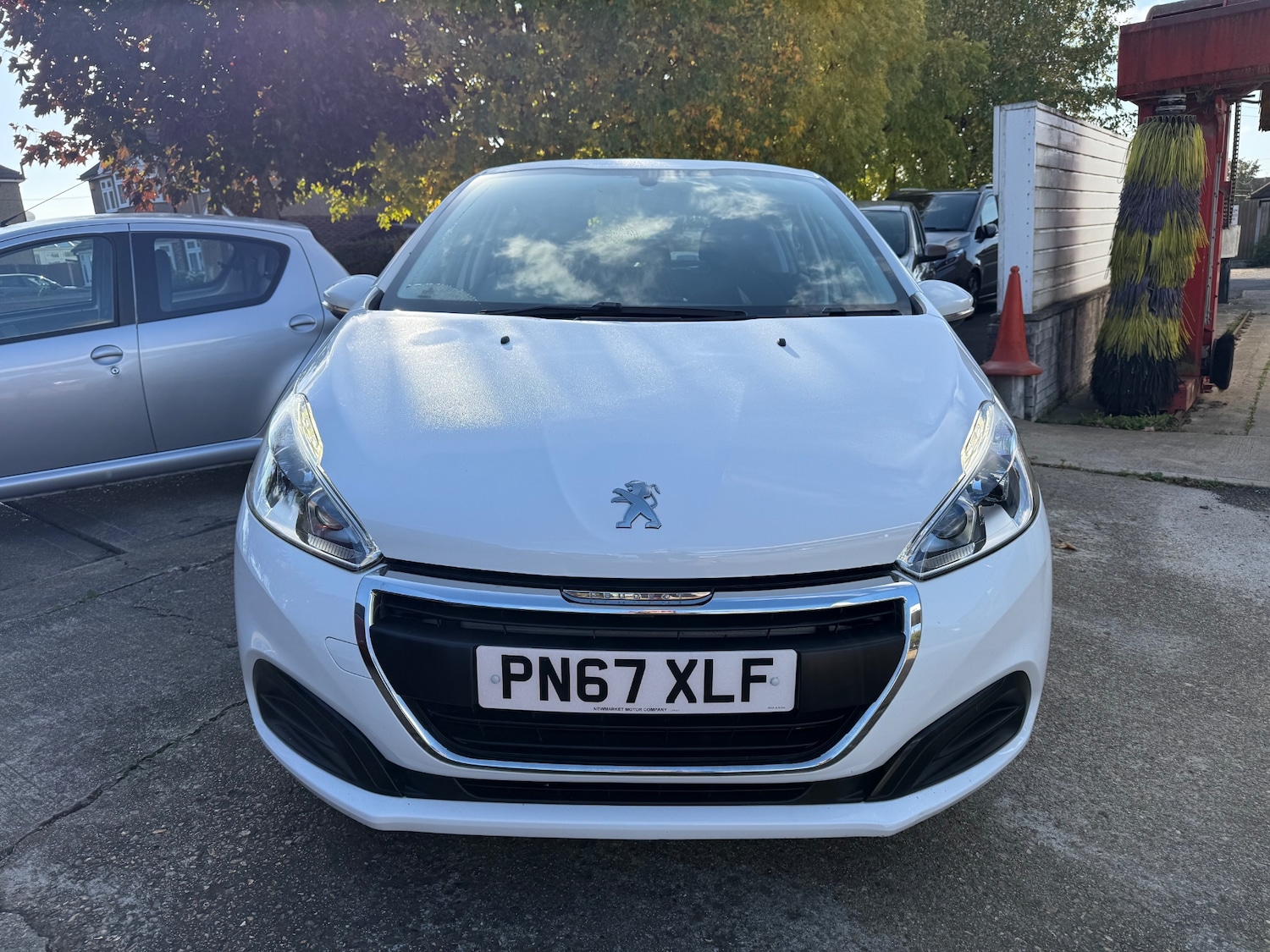 Used Peugeot 208 2017 for sale - 76252292: Photo 3