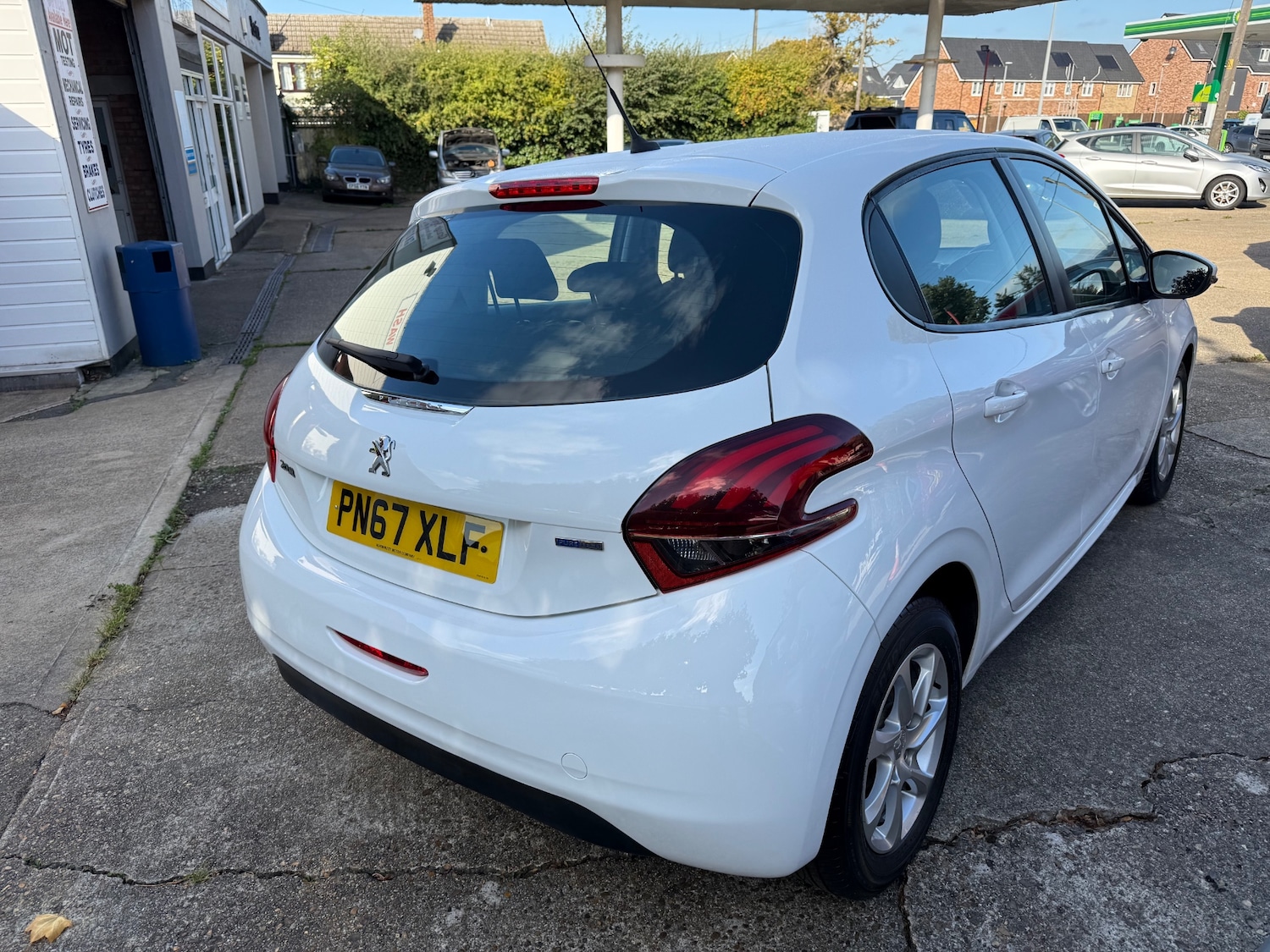 Used Peugeot 208 2017 for sale - 76252292: Photo 7