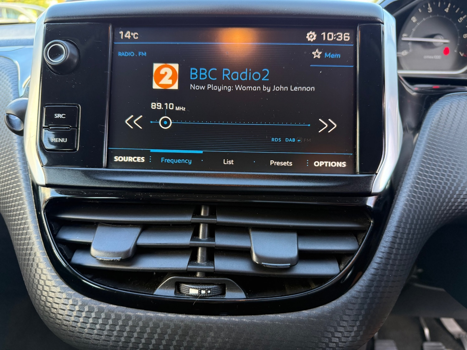 Used Peugeot 208 2017 for sale - 76252292: Photo 9