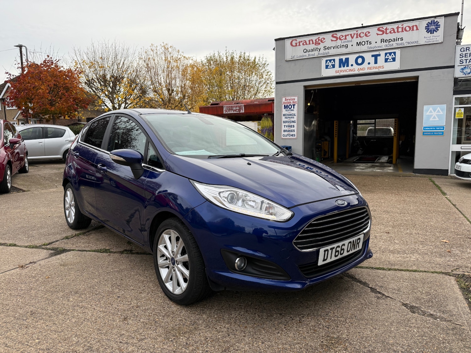 Used Ford Fiesta 2017 for sale - 76383307: Photo 2