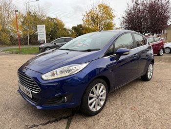 Used Ford Fiesta 2017 for sale - 76383307: Photo