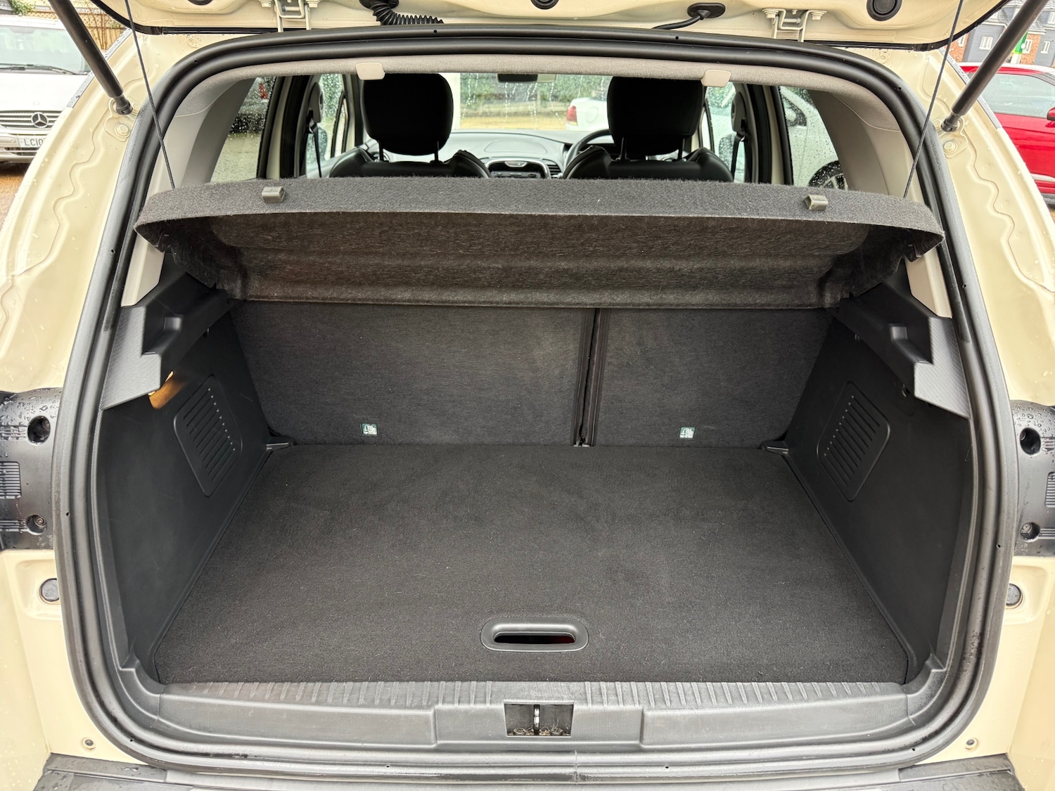 Used Renault Captur 2015 for sale - 77271885: Photo 17