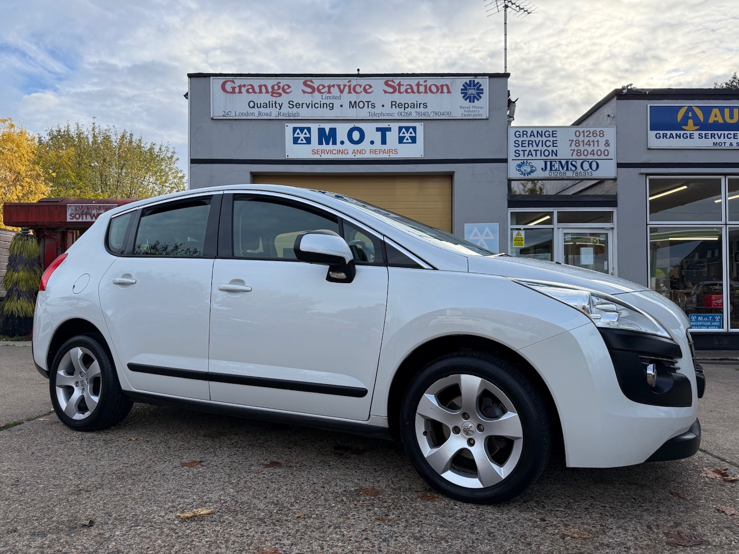 Used Peugeot 3008 2013 for sale - 76355022: Photo 1