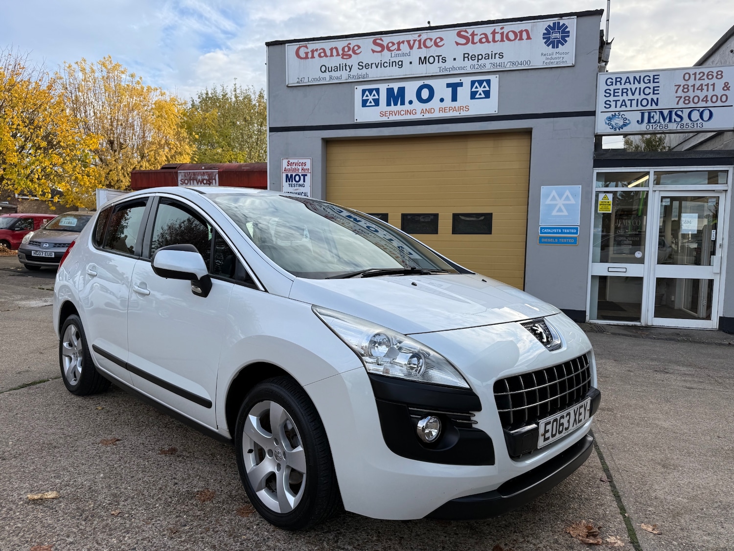 Used Peugeot 3008 2013 for sale - 76355022: Photo 2