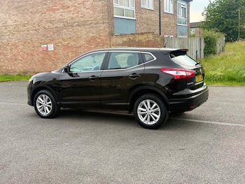 Used Nissan Qashqai 2015 for sale - 78921398: Photo