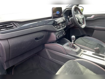 Used Ford Kuga 2023 for sale - 76037787: Photo 2