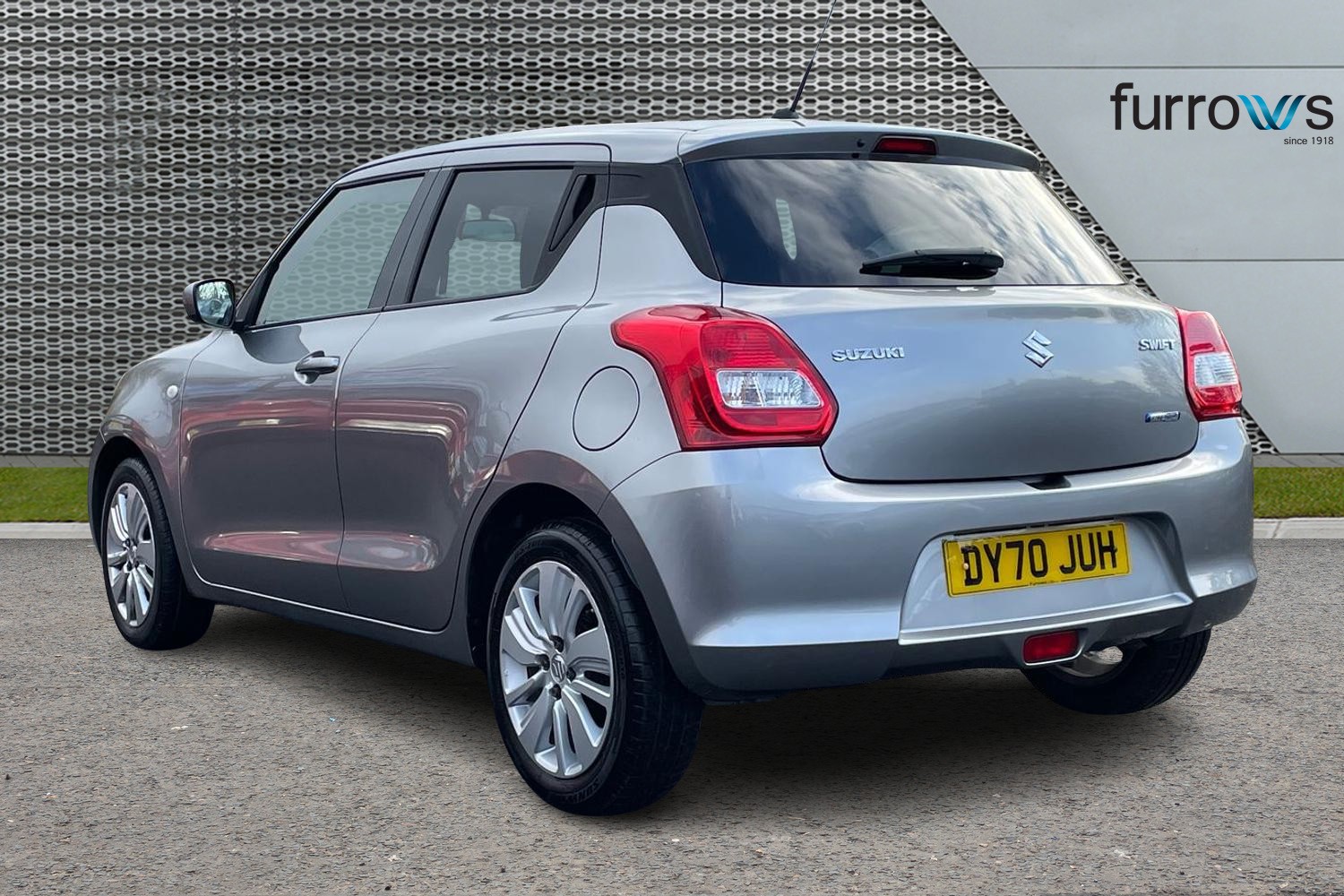 Used Suzuki Swift 2020 for sale - 76873779: Photo 3