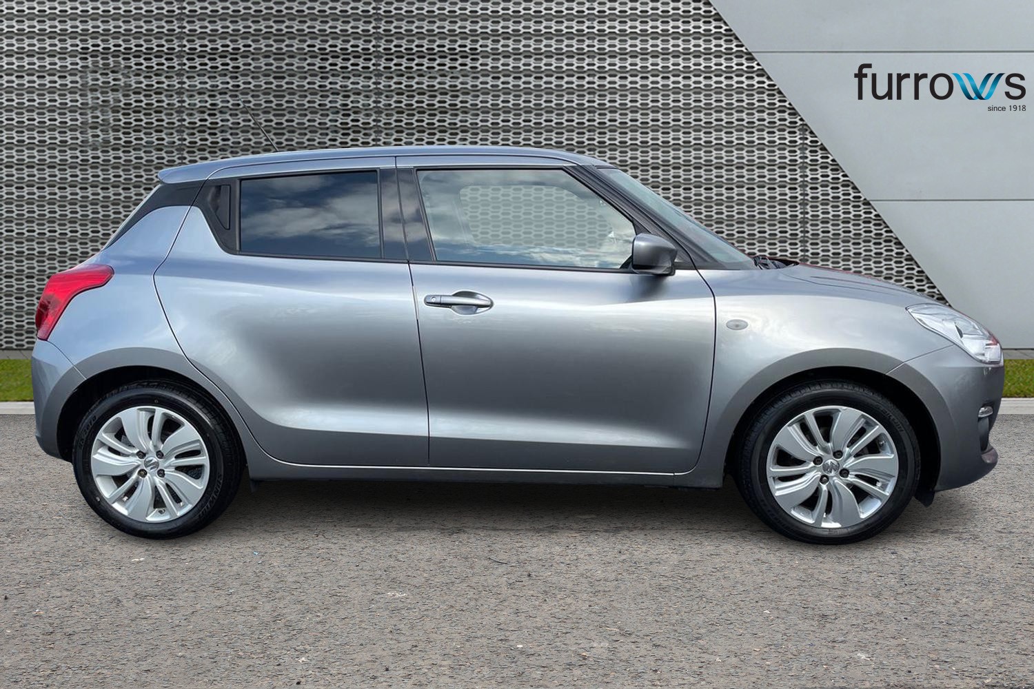 Used Suzuki Swift 2020 for sale - 76873779: Photo 4