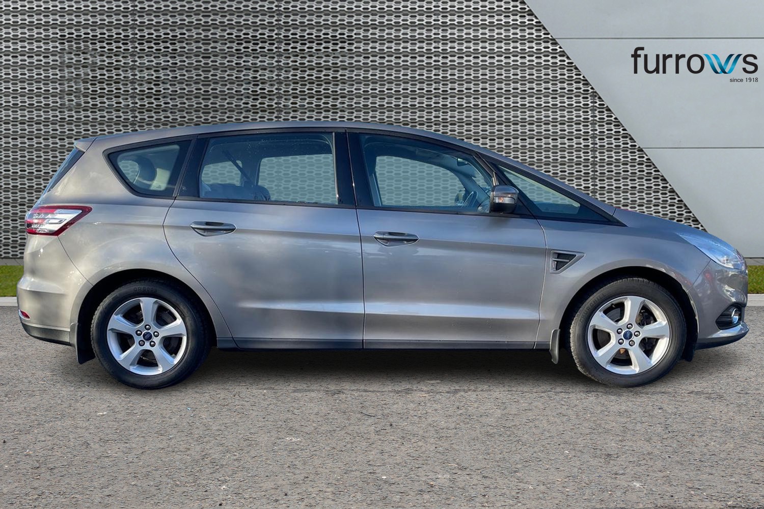 Used Ford S-Max 2015 for sale - 76614958: Photo 4