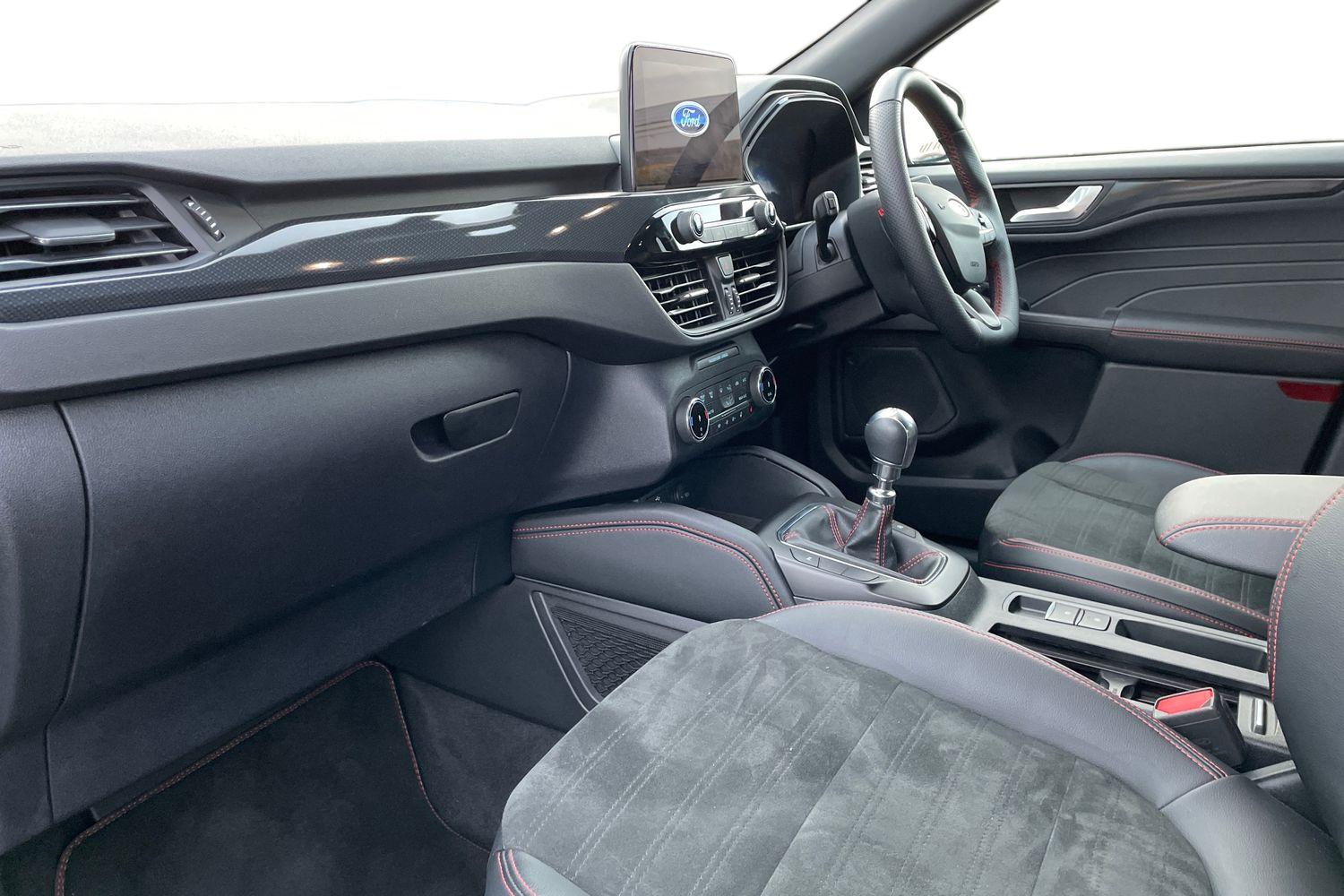 Used Ford Kuga 2023 for sale - 76870887: Photo 2