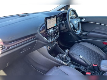 Used Ford Fiesta 2019 for sale - 76130863: Photo 2