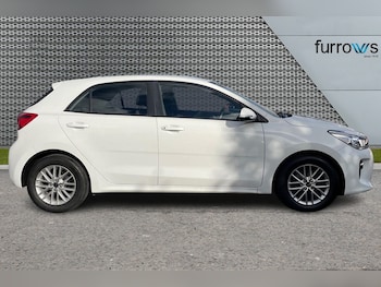 Used Kia Rio 2017 for sale - 76332139: Photo