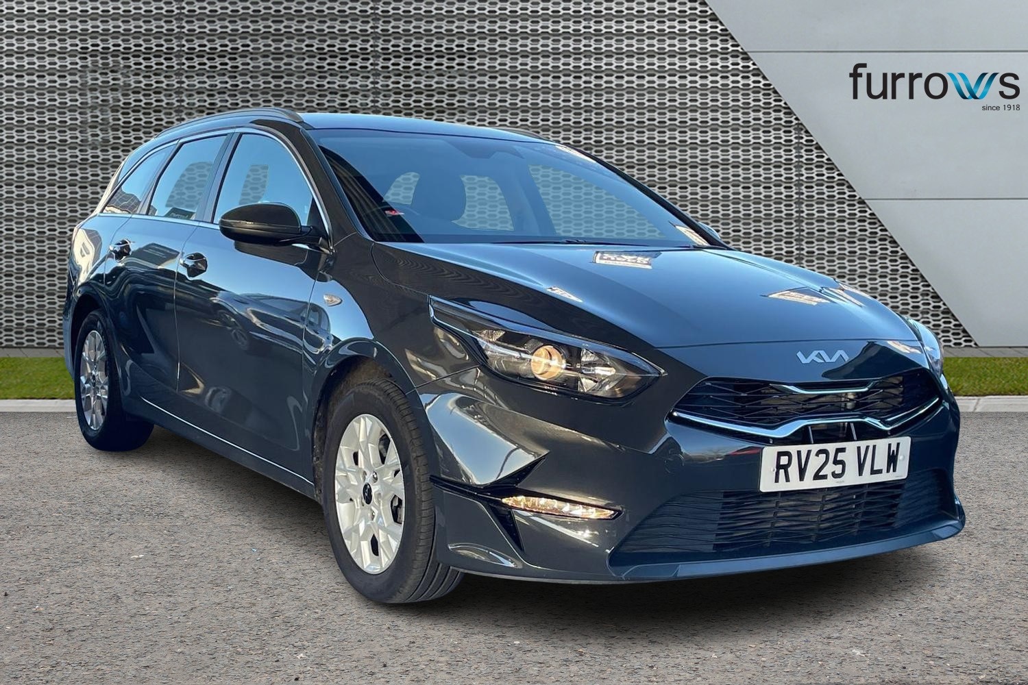 Used Kia Ceed 2025 for sale - 76873337: Photo 1