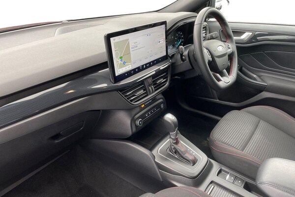 Used Ford Focus 2022 for sale - 76145849: Photo 2