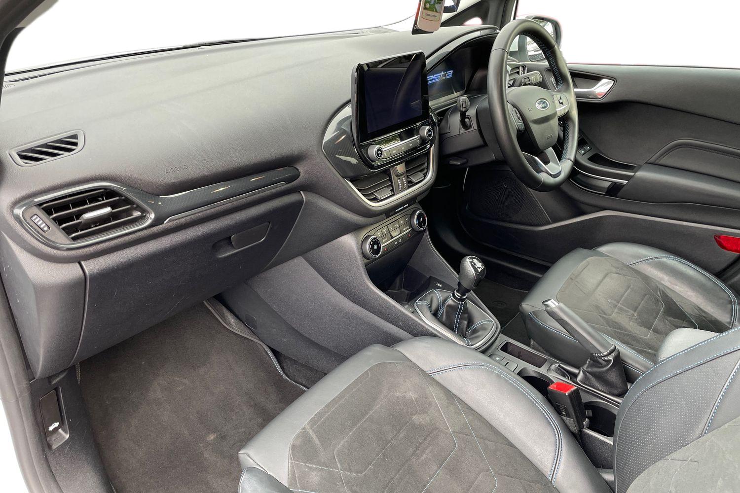 Used Ford Fiesta 2022 for sale - 76870030: Photo 2